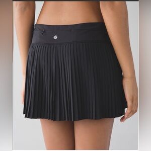 Lululemon Black Pleat To Street Skirt II 6